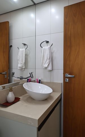 Apartamento à venda com 82m², 3 quartos e 2 vagas Apartamento à venda com 82m², 3 quartos e 2 vagasBanheiro da Suíte