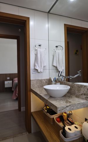 Apartamento à venda com 82m², 3 quartos e 2 vagas Apartamento à venda com 82m², 3 quartos e 2 vagasBanheiro