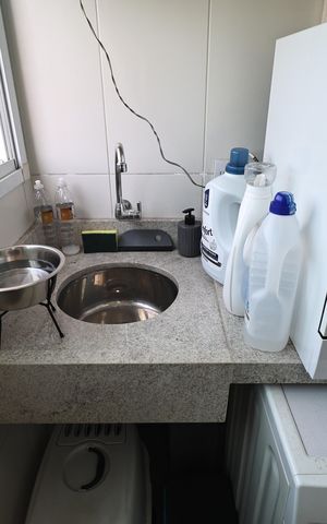 Apartamento à venda com 82m², 3 quartos e 2 vagas Apartamento à venda com 82m², 3 quartos e 2 vagasLavanderia