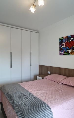 Apartamento à venda com 82m², 3 quartos e 2 vagas Apartamento à venda com 82m², 3 quartos e 2 vagasSuite