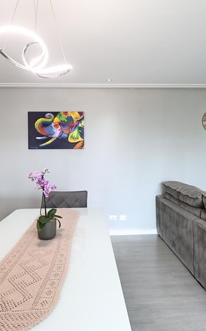 Apartamento à venda com 82m², 3 quartos e 2 vagas Apartamento à venda com 82m², 3 quartos e 2 vagasSala