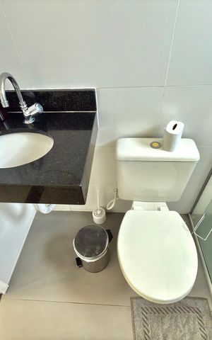 Apartamento à venda com 70m², 2 quartos e 1 vagaBanheiro Social