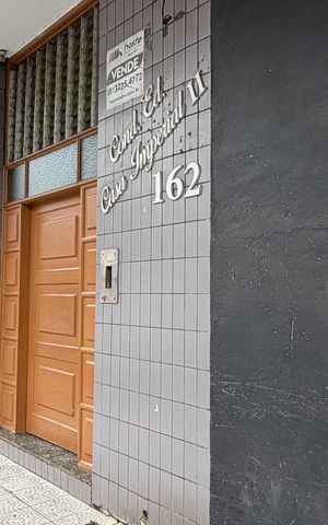 Apartamento para alugar com 54m², 2 quartos e sem vagaFachada