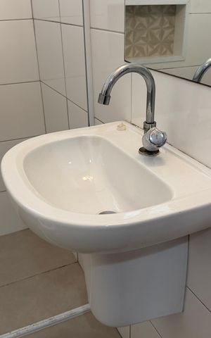 Apartamento para alugar com 54m², 2 quartos e sem vagaBanheiro 