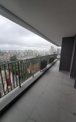 Apartamento à venda com 93m², 2 quartos e 2 vagas Apartamento à venda com 93m², 2 quartos e 2 vagasVaranda
