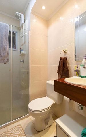 Apartamento à venda com 61m², 2 quartos e 1 vaga Apartamento à venda com 61m², 2 quartos e 1 vagaBanheiro