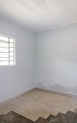 Casa à venda com 154m², 3 quartos e 2 vagas Casa à venda com 154m², 3 quartos e 2 vagasEdícula - Sala