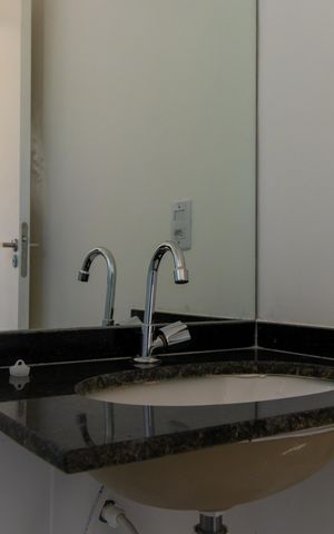 Casa de condomínio para alugar com 55m², 2 quartos e 2 vagas Casa de condomínio para alugar com 55m², 2 quartos e 2 vagasBanheiro da Suíte 2