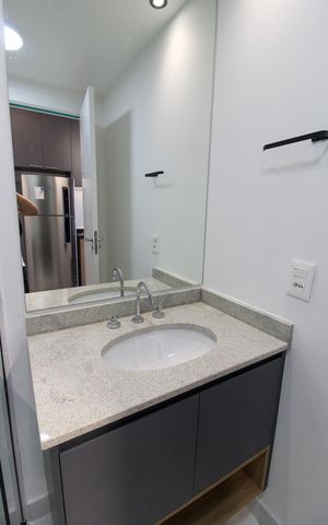 Studio à venda com 28m², 1 quarto e sem vaga Studio à venda com 28m², 1 quarto e sem vagaBanheiro
