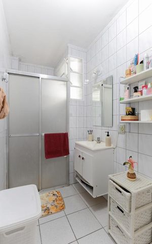 Apartamento à venda com 50m², 2 quartos e 1 vaga Apartamento à venda com 50m², 2 quartos e 1 vagaBanheiro