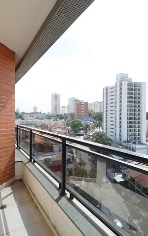 Apartamento à venda com 110m², 2 quartos e 2 vagasVaranda