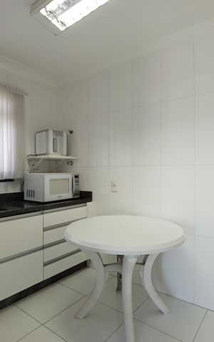 Apartamento à venda com 110m², 2 quartos e 2 vagasCozinha