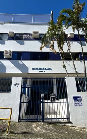 Apartamento para alugar com 75m², 2 quartos e 1 vaga Apartamento para alugar com 75m², 2 quartos e 1 vagaFachada