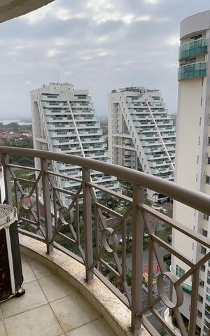 Studio para alugar com 35m², 1 quarto e sem vaga Studio para alugar com 35m², 1 quarto e sem vagaVaranda
