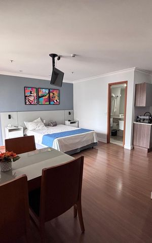 Studio para alugar com 35m², 1 quarto e sem vaga Studio para alugar com 35m², 1 quarto e sem vagaSala e quarto
