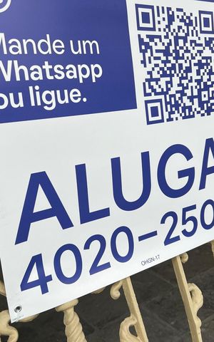 Casa para alugar com 357m², 7 quartos e 8 vagas Casa para alugar com 357m², 7 quartos e 8 vagasPlaca