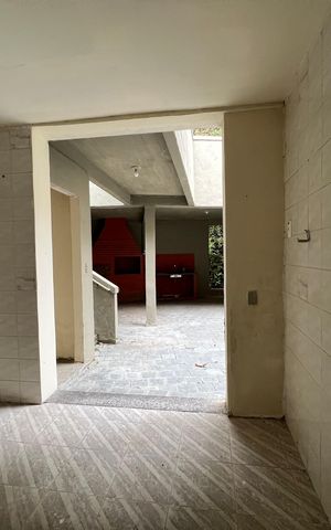 Casa para alugar com 357m², 7 quartos e 8 vagas Casa para alugar com 357m², 7 quartos e 8 vagasÁrea de Serviço