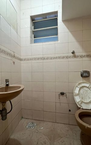 Casa para alugar com 357m², 7 quartos e 8 vagas Casa para alugar com 357m², 7 quartos e 8 vagasLavabo