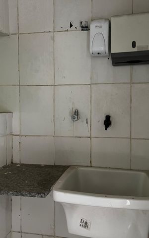 Casa para alugar com 357m², 7 quartos e 8 vagas Casa para alugar com 357m², 7 quartos e 8 vagasÁrea de Serviço 2