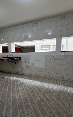Casa para alugar com 357m², 7 quartos e 8 vagas Casa para alugar com 357m², 7 quartos e 8 vagasCozinha