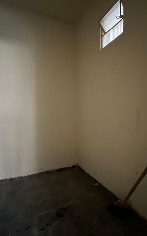Casa para alugar com 357m², 7 quartos e 8 vagas Casa para alugar com 357m², 7 quartos e 8 vagasDespensa