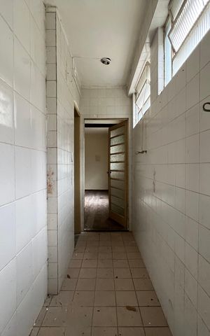 Casa para alugar com 357m², 7 quartos e 8 vagas Casa para alugar com 357m², 7 quartos e 8 vagasCorredor