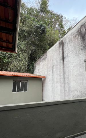 Casa para alugar com 357m², 7 quartos e 8 vagas Casa para alugar com 357m², 7 quartos e 8 vagasVista da varanda da suíte