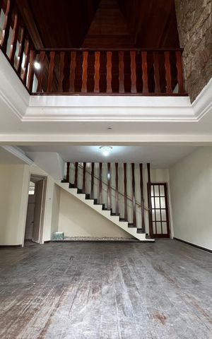 Casa para alugar com 357m², 7 quartos e 8 vagas Casa para alugar com 357m², 7 quartos e 8 vagasSala