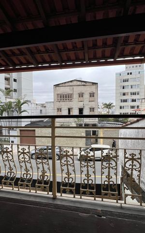 Casa para alugar com 357m², 7 quartos e 8 vagas Casa para alugar com 357m², 7 quartos e 8 vagasVista do Quarto 2