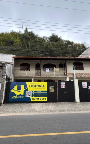 Casa para alugar com 357m², 7 quartos e 8 vagas Casa para alugar com 357m², 7 quartos e 8 vagasFachada