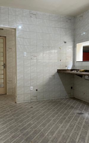 Casa para alugar com 357m², 7 quartos e 8 vagas Casa para alugar com 357m², 7 quartos e 8 vagasCozinha