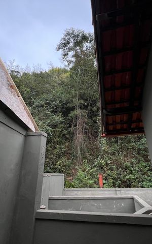 Casa para alugar com 357m², 7 quartos e 8 vagas Casa para alugar com 357m², 7 quartos e 8 vagasVista da varanda do Quarto 1