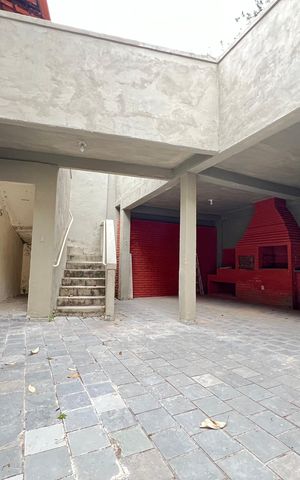 Casa para alugar com 357m², 7 quartos e 8 vagas Casa para alugar com 357m², 7 quartos e 8 vagasÁrea externa