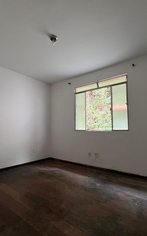 Casa para alugar com 357m², 7 quartos e 8 vagas Casa para alugar com 357m², 7 quartos e 8 vagasQuarto 3