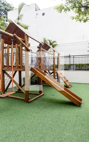 Apartamento à venda com 132m², 3 quartos e 4 vagasÁrea comum - Playground
