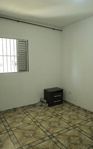 Casa para alugar com 70m², 1 quarto e 1 vagaQuarto 