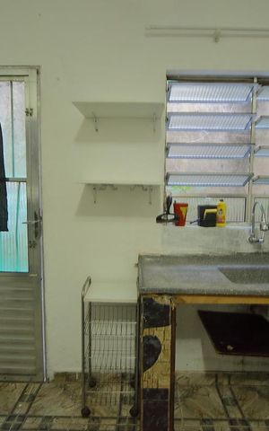 Casa para alugar com 70m², 1 quarto e 1 vagaSala/Cozinha 