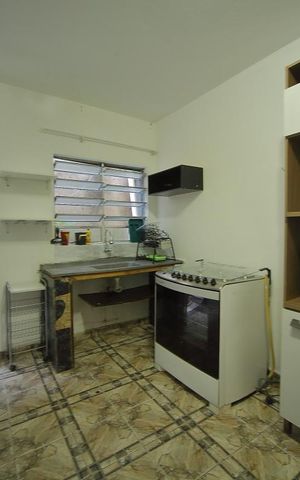 Casa para alugar com 70m², 1 quarto e 1 vagaSala/Cozinha 