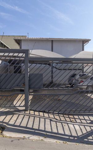 Casa à venda com 70m², 2 quartos e 1 vagaFachada