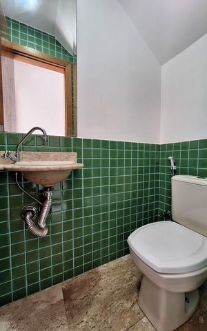 Casa para alugar com 130m², 3 quartos e 2 vagas Casa para alugar com 130m², 3 quartos e 2 vagasLavabo
