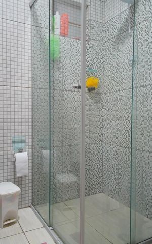 Casa à venda com 166m², 3 quartos e 1 vagaBanheiro