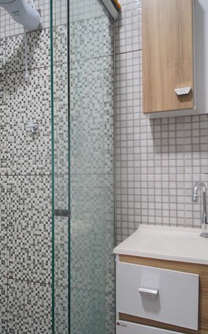 Casa à venda com 166m², 3 quartos e 1 vagaBanheiro