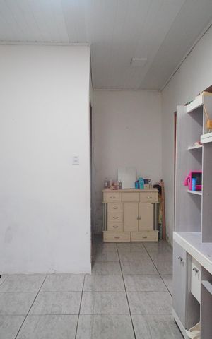 Casa à venda com 166m², 3 quartos e 1 vagasala