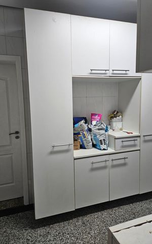 Casa de condomínio à venda com 312m², 4 quartos e 4 vagas Casa de condomínio à venda com 312m², 4 quartos e 4 vagasÁrea de serviço