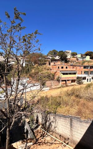 Casa à venda com 200m², 2 quartos e 4 vagas