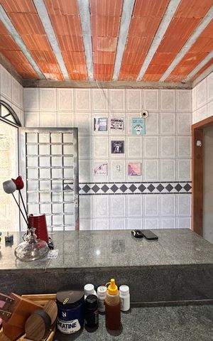 Casa à venda com 200m², 2 quartos e 4 vagas
