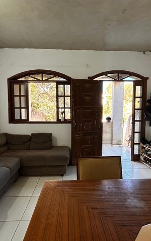 Casa à venda com 200m², 2 quartos e 4 vagas