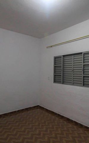 Casa para alugar com 50m², 1 quarto e sem vaga Casa para alugar com 50m², 1 quarto e sem vagaQuarto