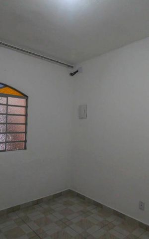 Casa para alugar com 50m², 1 quarto e sem vaga Casa para alugar com 50m², 1 quarto e sem vagaSala