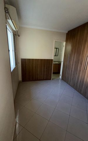 Casa à venda com 158m², 3 quartos e 3 vagas Casa à venda com 158m², 3 quartos e 3 vagasQuarto 1